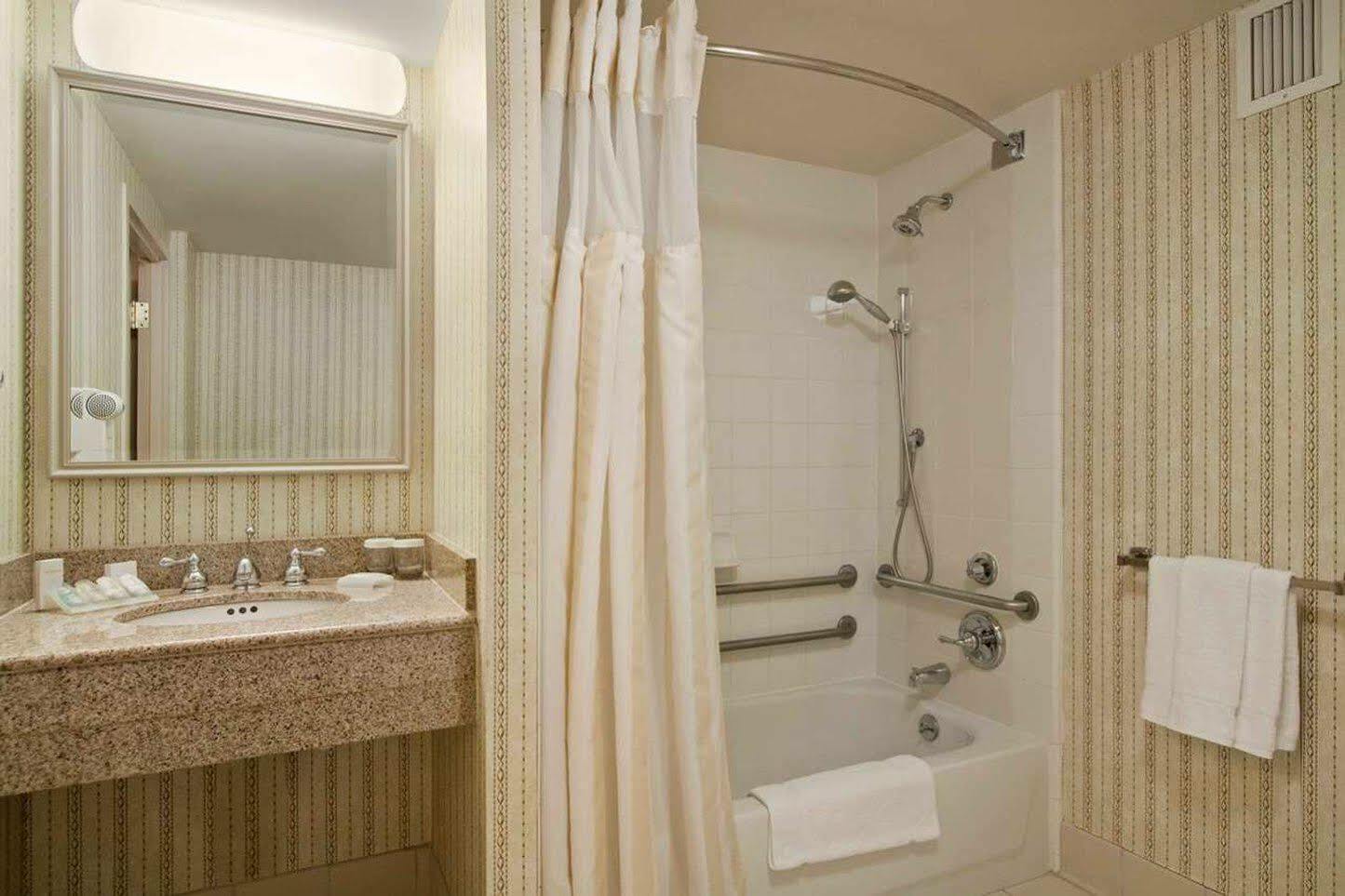 Hilton Garden Inn Бріджвотер Екстер'єр фото